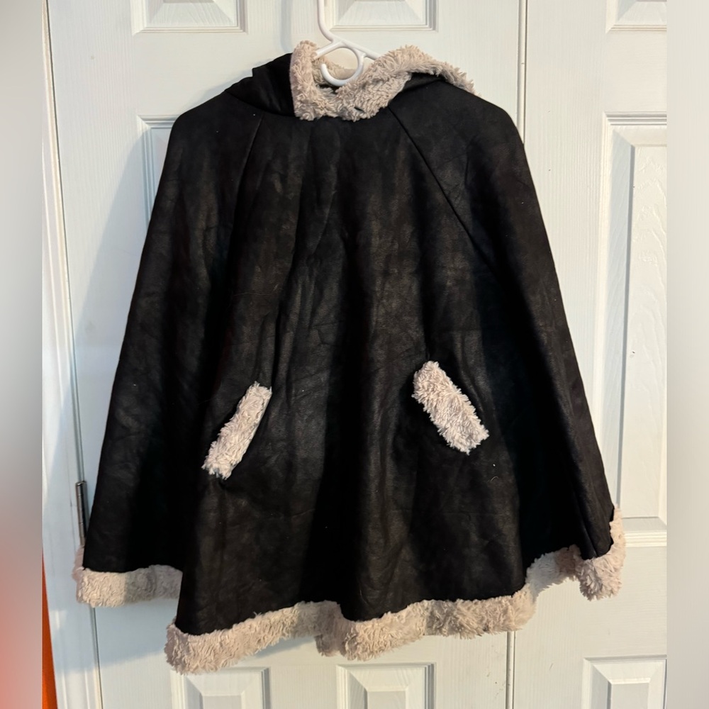 ABOMINABLE SNOWBABE PONCHO
